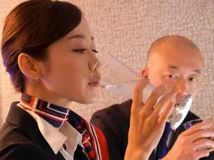 Call sex với cô bạn gái và cái kết bị em trai nhìn thấy