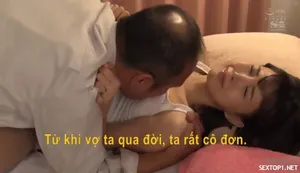 Ba mẹ đi vắng, hai anh em ở nhà chơi trò "người lớn"