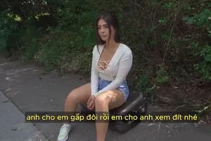 Gia đình người già đã nghỉ hưu được thăm bất ngờ