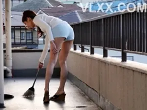 Cô bạn gái luôn bắt tôi mang bao khi chịch… nhưng chị gái cô ấy thì không