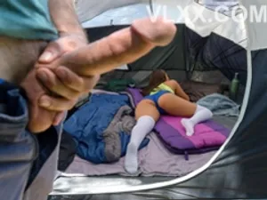 Tiếng rên rỉ dâm đãng của người phụ nữ trẻ và tình dục nóng bỏng Av